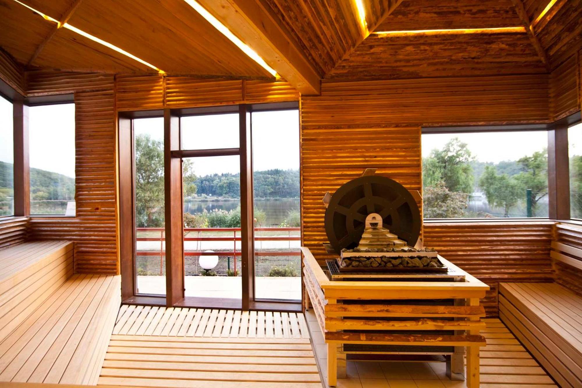 To Wellness Hotel บานค์ ภายนอก รูปภาพ
