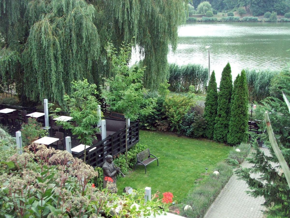 To Wellness Hotel บานค์ ภายนอก รูปภาพ